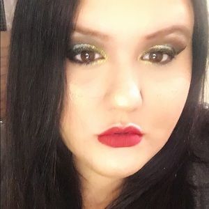 Meet your Posher, Candace